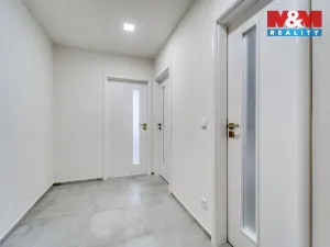 Pronájem bytu 2+kk, Králův Dvůr, Pod Hájem, 40 m2