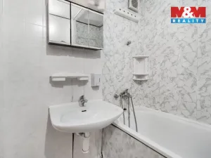 Prodej bytu 3+kk, Praha - Kyje, Travná, 65 m2