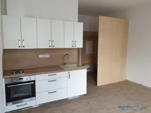 Pronájem bytu 1+kk, Náchod, Komenského, 29 m2