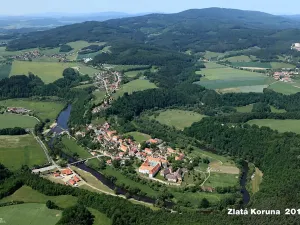 Prodej rodinného domu, Zlatá Koruna, 500 m2