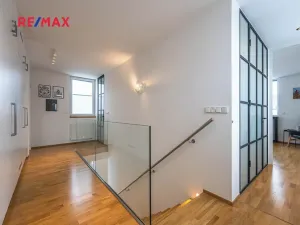 Pronájem vily, Praha - Lysolaje, 150 m2