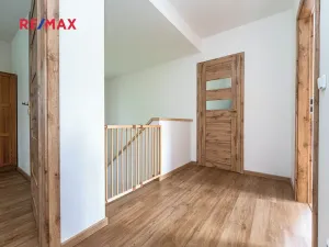 Prodej rodinného domu, Mnichovice, Myšlínská, 202 m2