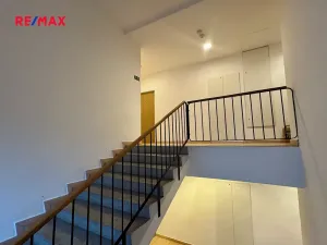 Pronájem bytu 2+1, Praha - Vokovice, Na dlouhém lánu, 42 m2