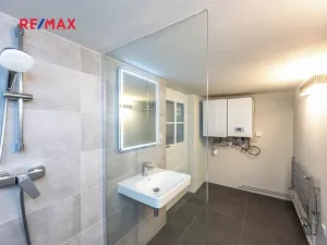 Pronájem kanceláře, Praha - Smíchov, U smíchovského hřbitova, 53 m2