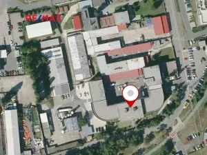 Pronájem kanceláře, Praha - Hloubětín, Nademlejnská, 77 m2