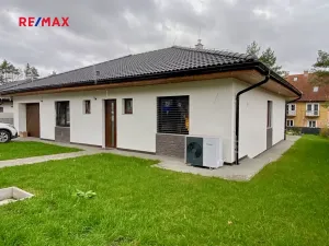 Pronájem rodinného domu, Krhanice, 144 m2