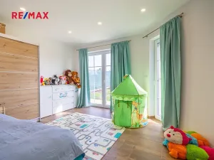 Prodej rodinného domu, Kostelec nad Černými lesy, 140 m2