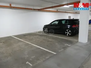 Pronájem garážového stání, Beroun - Beroun-Město, Okružní, 15 m2