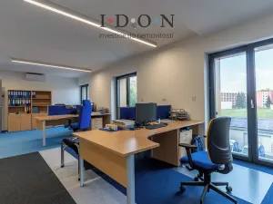 Pronájem kanceláře, Frýdek-Místek, Riegrova, 212 m2