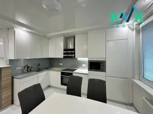 Pronájem bytu 3+1, Ostrov, Jungmannova, 74 m2