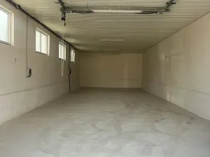 Pronájem skladu, Brno, Kaštanová, 108 m2