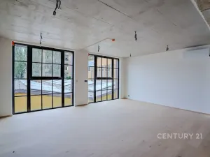 Prodej atypického bytu, Praha - Vysočany, Kolbenova, 176 m2