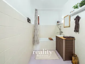 Prodej rodinného domu, Štítary, 202 m2