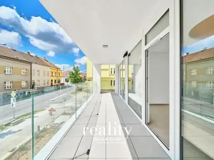 Pronájem kanceláře, Znojmo, Jarošova, 18 m2