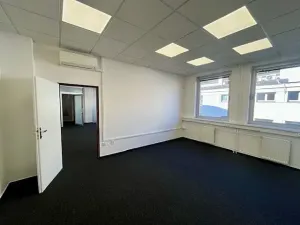 Pronájem kanceláře, Praha - Karlín, Prvního pluku, 63 m2
