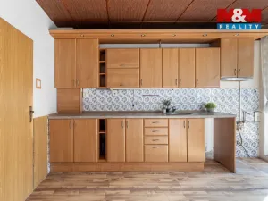 Prodej rodinného domu, Žabeň, 185 m2