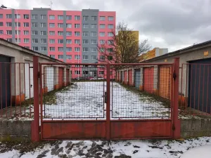 Pronájem garáže, Kladno, Jerevanská, 18 m2