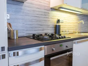 Pronájem bytu 2+kk, Praha - Nusle, Krokova, 40 m2