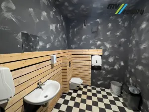 Pronájem obchodního prostoru, Lysá nad Labem, Náměstí B. Hrozného, 55 m2