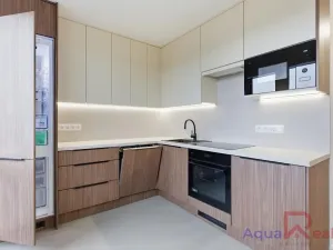 Prodej bytu 3+1, Karlovy Vary, Vítězná, 74 m2