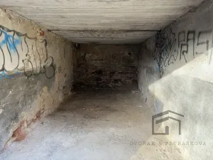 Prodej garáže, Praha, Závišova, 18 m2