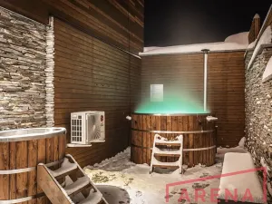 Prodej chalupy, Staré Město, 300 m2