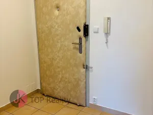 Pronájem bytu 2+kk, Praha - Hostivař, náměstí Přátelství, 58 m2