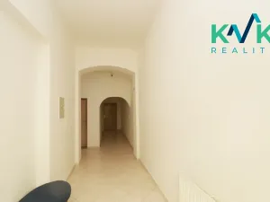 Pronájem bytu 1+1, Sokolov, Nádražní, 40 m2