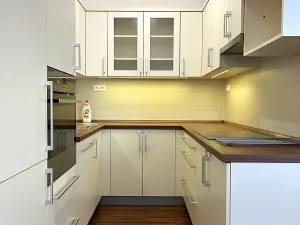 Pronájem bytu 2+kk, Brno, Mojmírovo náměstí, 73 m2