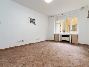 Prodej bytu 2+kk, Praha - Karlín, Sokolovská, 43 m2