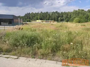 Prodej komerčního pozemku, Popovice, 8560 m2