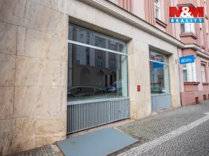 Pronájem kanceláře, Hradec Králové, Šafaříkova, 99 m2