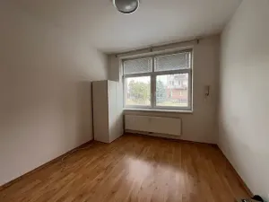 Pronájem bytu 2+kk, Milovice, Slepá, 37 m2