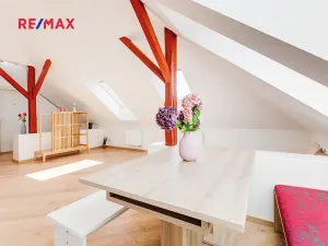 Prodej rodinného domu, Praha - Malešice, Bakalářská, 320 m2