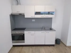 Prodej kanceláře, Praha - Uhříněves, náměstí Bratří Jandusů, 35 m2