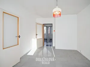 Prodej bytu 3+1, Praha - Střížkov, Rumburská, 59 m2