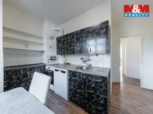 Pronájem bytu 2+1, Cheb, Cechovní, 47 m2