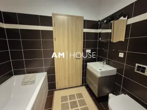 Pronájem bytu 1+kk, Praha - Malešice, Nad úžlabinou, 38 m2