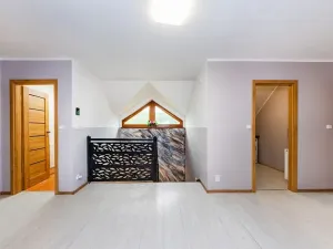 Prodej rodinného domu, Buš, 375 m2