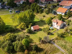 Prodej pozemku pro bydlení, Uhersko, 3765 m2