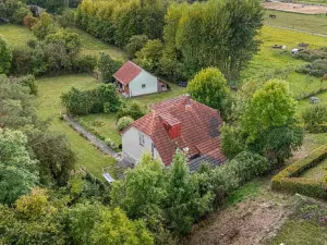 Prodej pozemku pro bydlení, Uhersko, 3765 m2