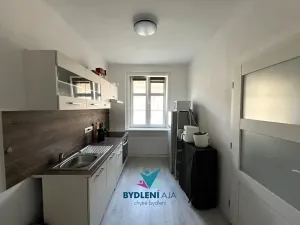 Prodej bytu 1+1, Teplice, 14. října, 42 m2