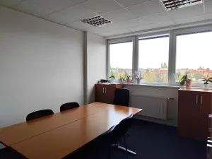 Pronájem kanceláře, Kolín, Plynárenská, 167 m2