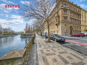 Prodej bytu 3+1, Praha - Smíchov, Janáčkovo nábřeží, 115 m2