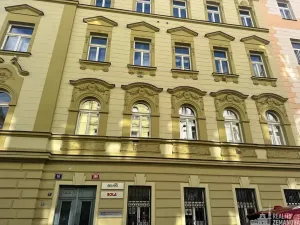 Pronájem bytu 2+kk, Praha - Vršovice, Charkovská, 39 m2