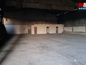 Pronájem skladu, Cítoliby, 300 m2