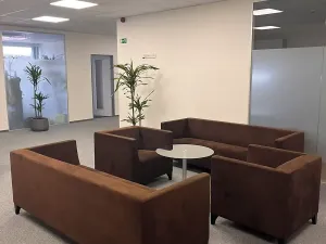 Pronájem kanceláře, Praha - Holešovice, Dělnická, 1251 m2