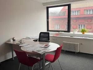 Pronájem kanceláře, Praha - Holešovice, Dělnická, 1251 m2