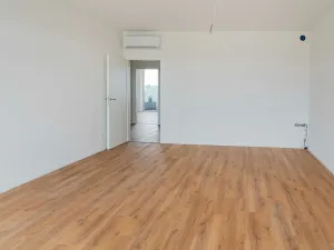 Prodej bytu 4+kk, Znojmo, Jarošova, 110 m2