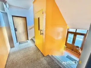 Prodej bytu 2+1, Karlovy Vary, Krušnohorská, 63 m2